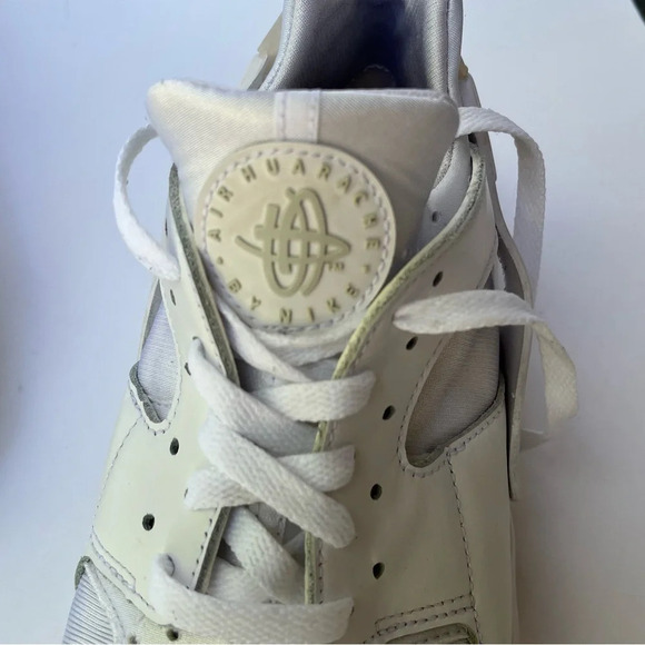 NIKE AIR Huarache, White Pure Platinum for Men, Size 10 - Picture 8 of 8